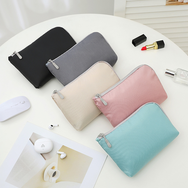 多機能デジタル収納バッグ、データライン、携帯電話充電器、ハー - Electronics And Gadgets With U のレビューと価格